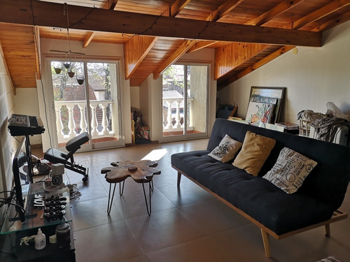 Triplex En La Mejor Zona De Olivos