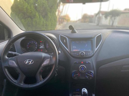 Imagem 7 de 8 de Hyundai Hb20 2014 1.6 Premium Flex Aut. 5p