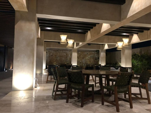 Casa En Venta En Privada Con Amenidades Y Seguridad En Mérida, Yucatán
