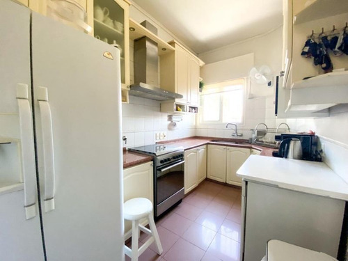 Casa 5 Dormitorios En Carrasco, Montevideo