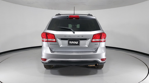 Dodge Journey 2.4 SXT+ 7