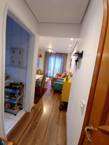 Apartamento No Bairro Vila Das Merces Em Sao Paulo Com 02 Dormitorios - V-30868