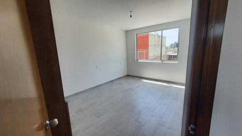 Casa Nueva En Renta En Una Privada De Toluca Con Jardin