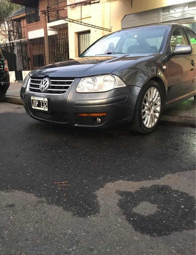 Volkswagen Bora 1.8 Highline T 180cv 2011