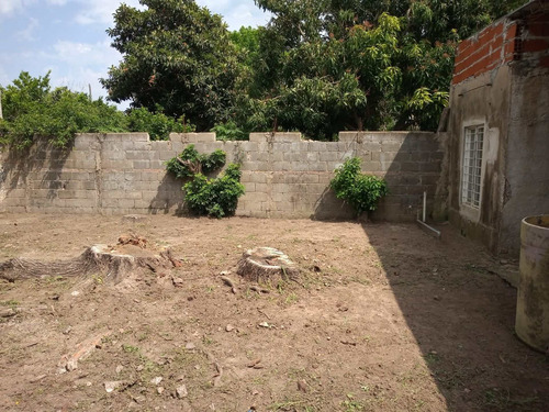 Imagen 2 de 3 de Se Vende Casa En Barrio Velodromo