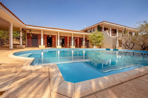 Imagem 1 de 28 de Sobrado Com 4 Dorms, Nova Jaboticabal, Jaboticabal - R$ 1.6 Mi, Cod: 384900 - V384900