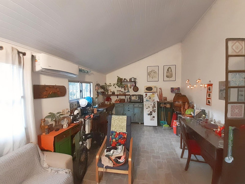 Venta 2 Casas En Solymar Con Amplio Terreno