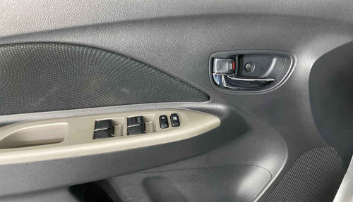 Imagen 8 de 15 de 118866 - Toyota Yaris 2016 Con Garantía