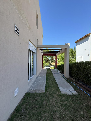 Duplex En Venta Monte Hermoso