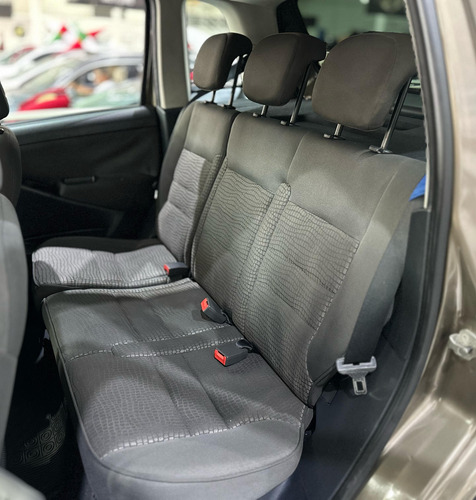 Fiat Idea 1.8 16v Adventure Flex 5p