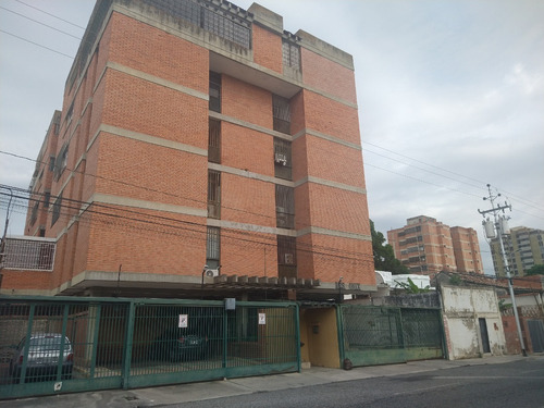 Imagen 21 de 30 de Apartamento Remodelado Amoblado En Alquiler Al Centro Este De Barquisimeto. Mls: 22-24787.