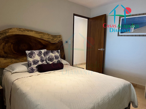 Petén 202. Departamento De Playa Con Vista Al Mar En La Mejor Zona De Acapulco Diamante
