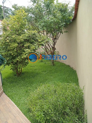 Imagem 26 de 30 de Lindo Sobrado 3 Dormitórios Sendo 1 Suíte Com Hidromassagem, Amplo Living Para 2 Ambientes Sala De Jantar E Tv, Copa, Co - 180073