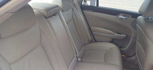 Chrysler 300 5.7 V8