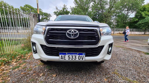 Toyota Hilux 2.8 Cd Srv 177cv 4x4 At 2020