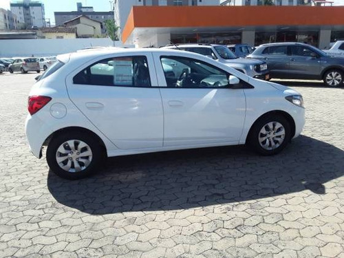 Imagem 9 de 9 de Chevrolet Onix 1.0 Mpfi Lt 8v Flex 4p Manual