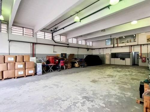 Prédio Galpão Comercial