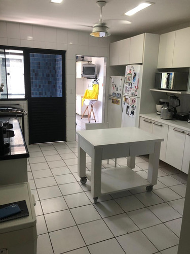 Imagem 16 de 30 de Apartamento No Horto Florestal Com Com 6/4 E 4 Suítes, 2 Varandas, Cozinha Espaçosa, Área De Serviço, Dependências De Empregada, 04 Vagas De Garagens, Depósitos - Ap0698 - 68351650