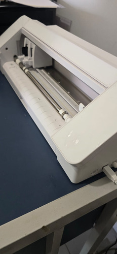 Silhouette Cameo 4, Cor Branca (Usado)