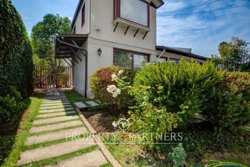 Renovada Casa 3d 3b Servicios 2e Manquehue/plaza ...