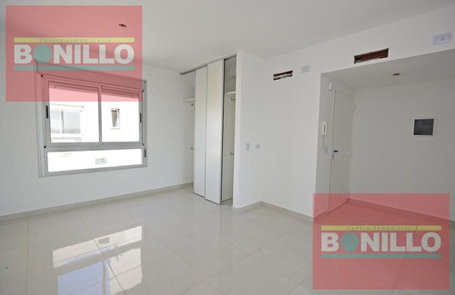 Imagen 4 de 10 de Departamento 2 Ambientes Venta Villa Pueyrredon