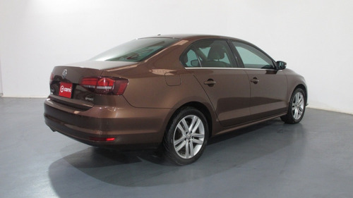 Imagen 5 de 15 de Volkswagen Jetta Sportline Mt 2016