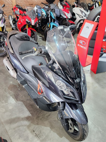 Imagen 3 de 16 de Kymco Downtown 300i / 2019 /21.349 Km.