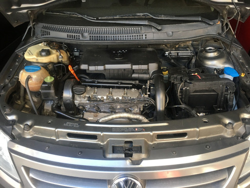Volkswagen Voyage 1.0 Vht Total Flex 4p 2011