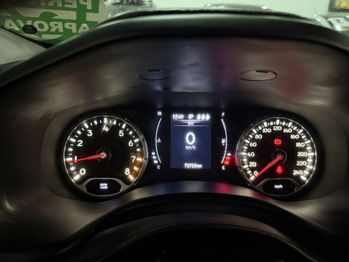 Jeep Renegade 1.8 16V FLEX LONGITUDE 4P AUTOMÁTICO