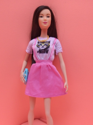 Barbie Fashionistas Kitty Dress, #meow Asiática, Lea 90 Arco (Usado)