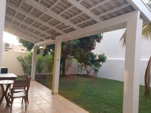Imagem 9 de 30 de Excelente Casa Disponível Para Locação: Possui Três Dormitórios Sendo Uma Suite, Duas Salas (estar E Jantar), Três Banheiros E Quatro Vagas Na Garagem - Ca00395 - 71130969