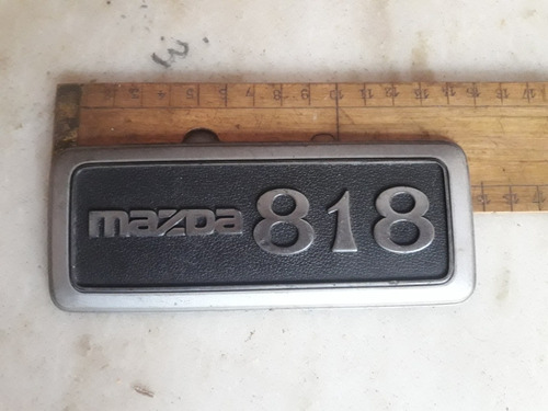 Mazda 818,anagrama,insignia,14,5cm.