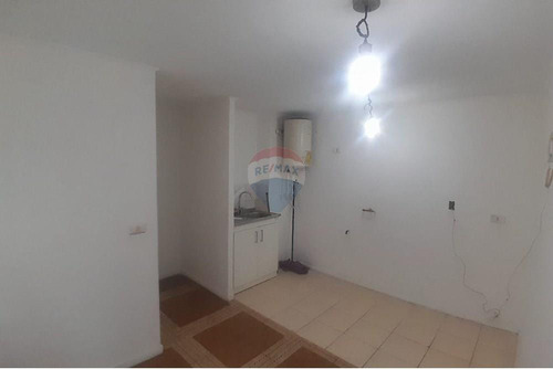 Se Vende Dp 1d+1b Parque Los Reyes !!!!