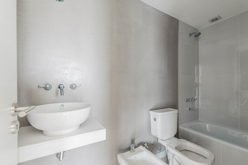 Venta Caseros Centro Departamento 2 Ambientes A Estrenar