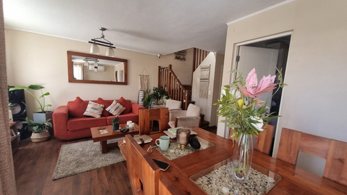 Vende Casa Individual En Villa Reserva De Machali