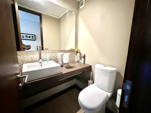 Departamento En Venta De 4 Dorm. En Las Condes