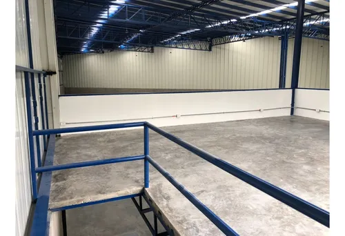 Bodegas 1 Y 4 En Venta Via Condina