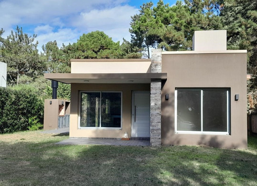 Venta Casa A Estrenar Costa Del Este Lote Propio 