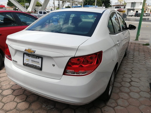 Imagen 6 de 15 de Chevrolet Aveo 2020 4p Lt L4/1.5 Aut (d)