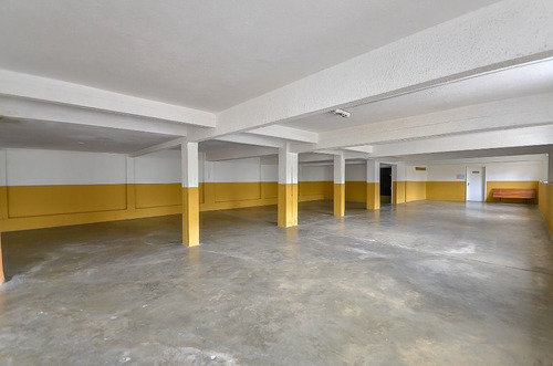 Imagem 29 de 30 de Apartamento C/ 3 Quartos, Desocupado, 139 M² Total, R$ 400.000 - Mercês - Curitiba/pr - Ap0688
