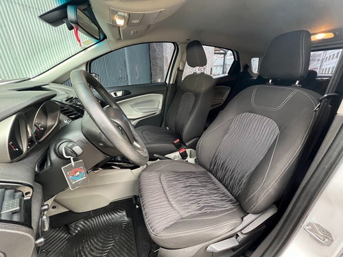 Imagen 4 de 24 de Ford Ecosport Titanium 2015 / 1º Dueño / Impecable - Permuto