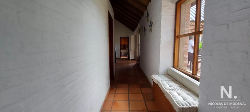 Propiedad En Venta En La Barra A Una Cuadra Y Media Del Mar