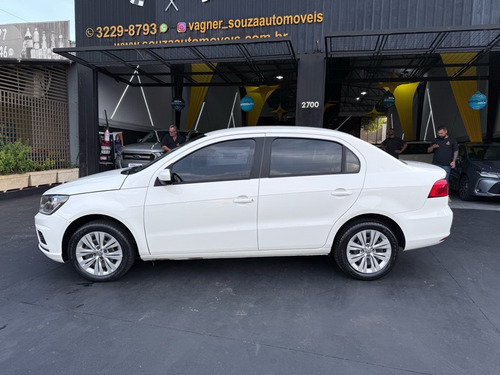 Volkswagen Voyage Volkswagen Voyage 1.6 MSI (Aut) (Flex)