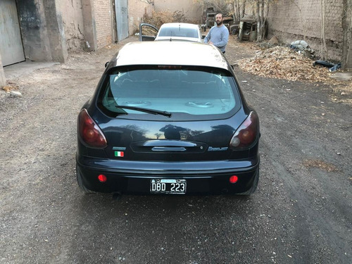 Imagen 5 de 15 de Fiat Bravo 1999 2.0 Hgt Black Ink