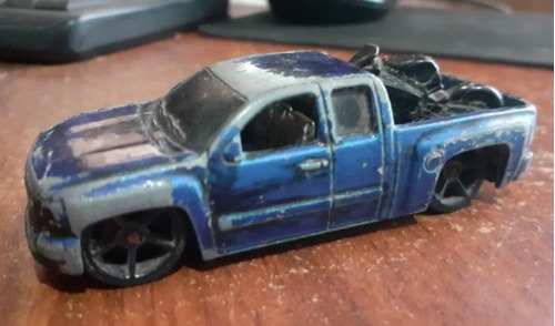 Autito De Juguete Hot Wheels Chevy Silverado