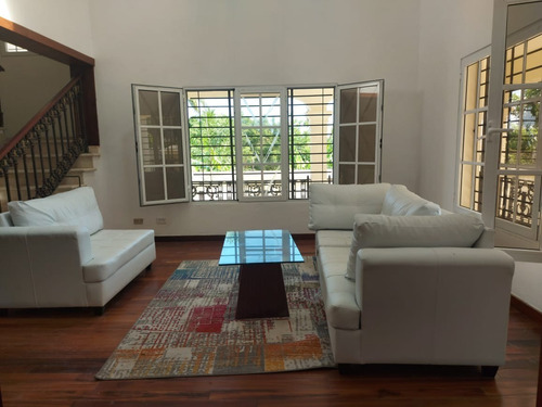 Imagen 2 de 12 de Casa En Venta En Torre Alta