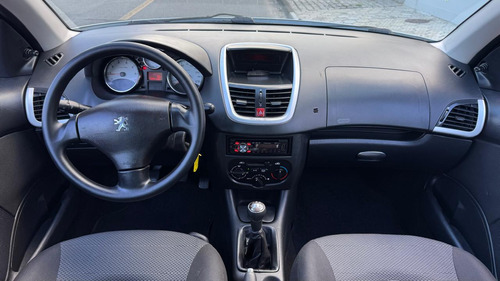 Peugeot 207 1.4 Xr Flex 5p