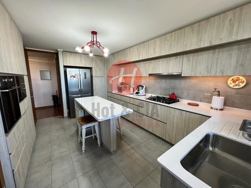 Departamento En Venta De 3 Dorm Edificio Alcalá