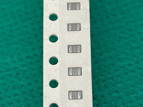 500x Capacitor 22pf/50v 0805 Smd 1,25x2mm Np0 5% Phycomp
