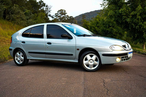 Renault Megane 1.6 Rxe 5p 2001